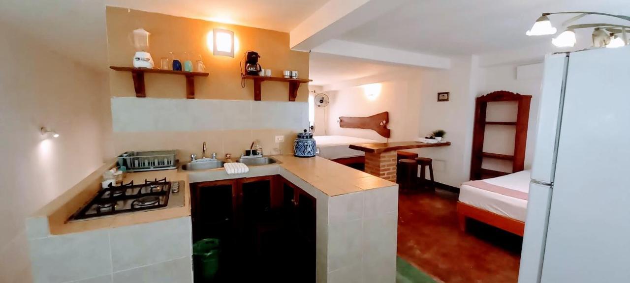 Hostal & Suites Pata De Perro Бакалар Екстер'єр фото