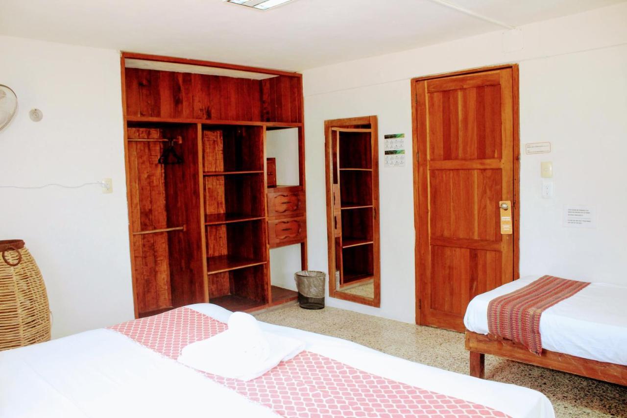 Hostal & Suites Pata De Perro Бакалар Екстер'єр фото